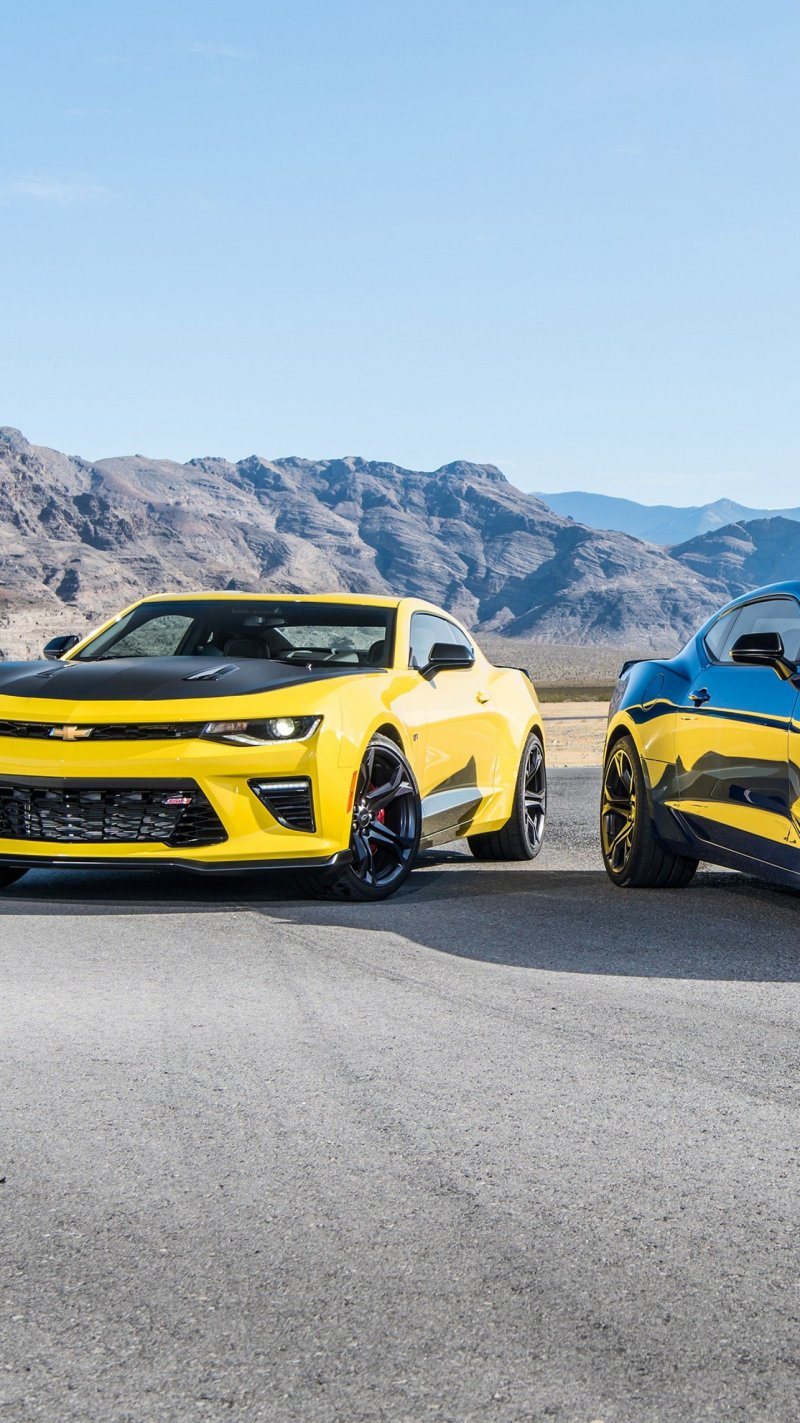 Chevrolet Camaro 2018 желтая