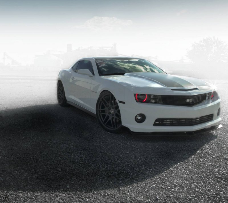 Chevrolet Camaro белый Full HD