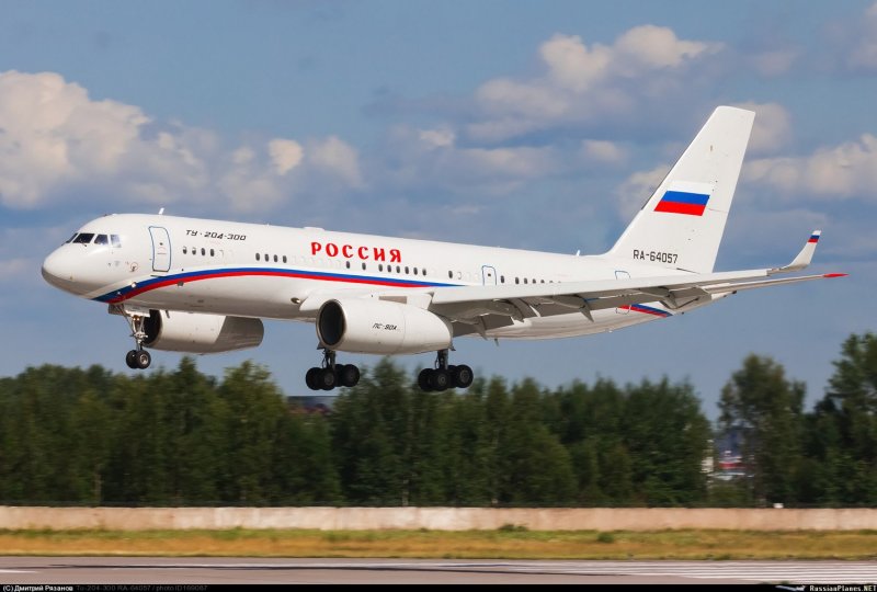 Самолет ту 204