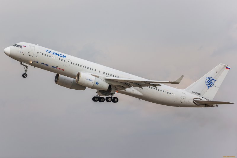 Самолет ту 204