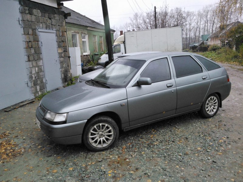 ВАЗ 2112 2008 года цвет кварц