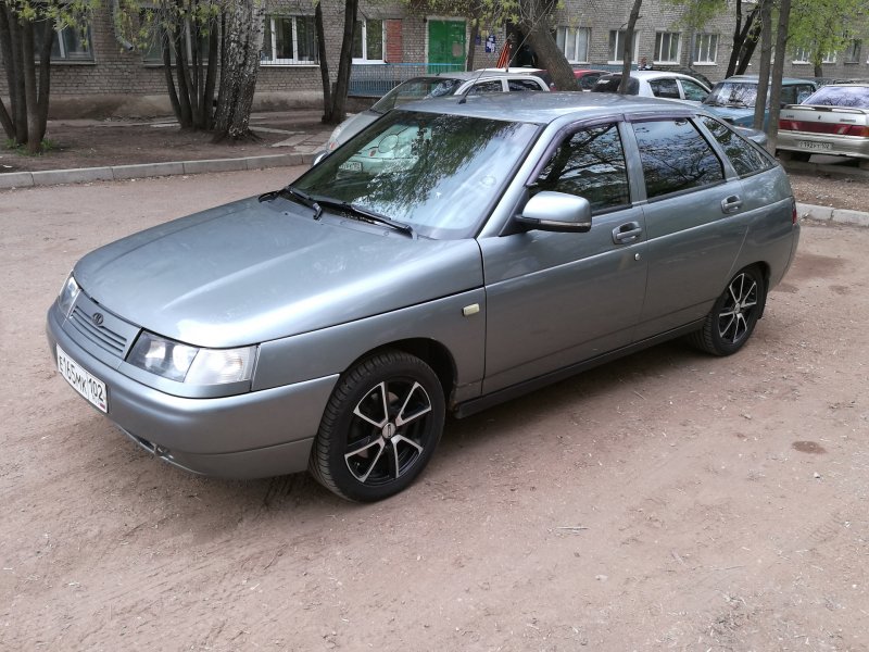ВАЗ 2112 2008 года цвет кварц
