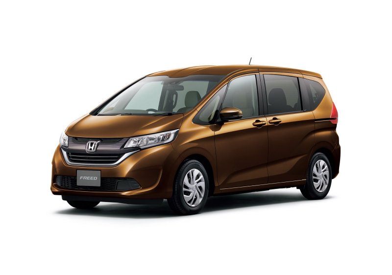 Honda freed+ 1.5 Hybrid