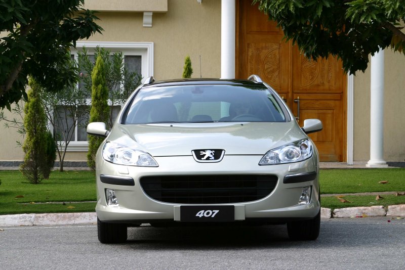 Peugeot 407 SW усилитель