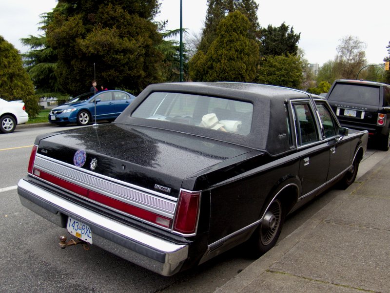 Lincoln Town car 1988