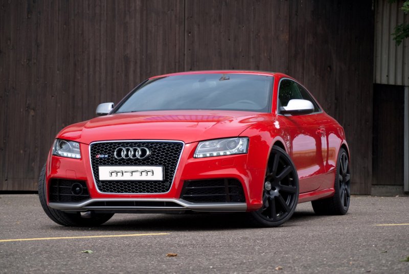 Audi rs5 v8