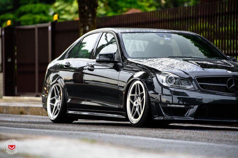 Mercedes c class w204 AMG