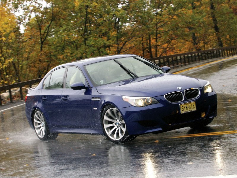 БМВ m5 e60