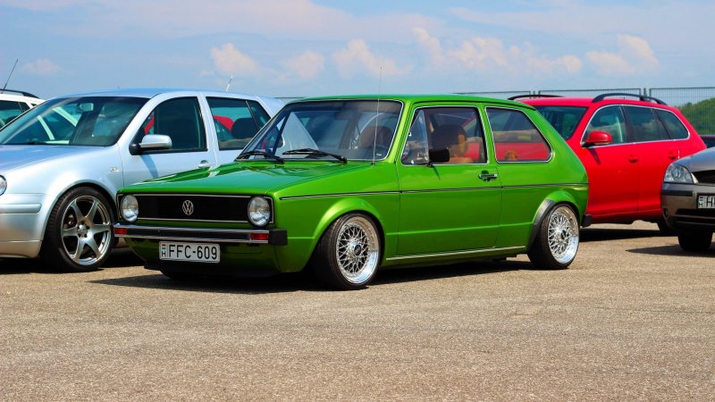 Volkswagen Golf 3 стенс
