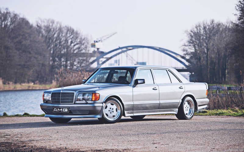 Mercedes-Benz w126 560 sel