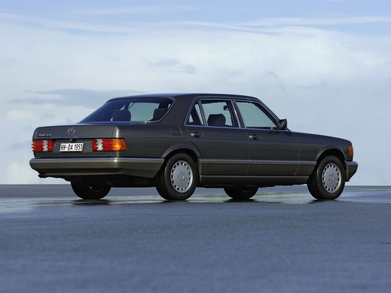 Мерседес Бенц w126