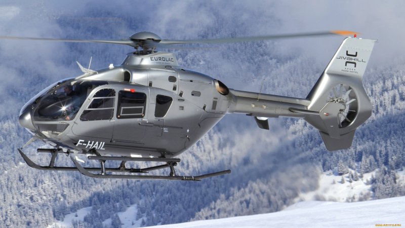 Вертолет Airbus Helicopters ec135