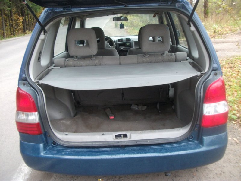 Mazda Demio 2002 багажник