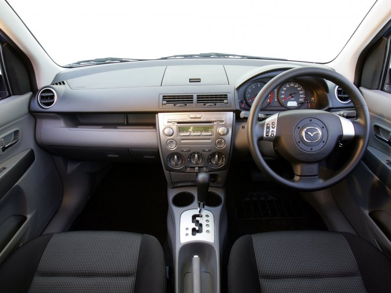 Mazda Mazda 2 2005