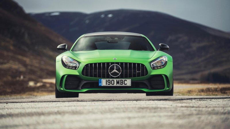 Mercedes-Benz AMG gt r 2017