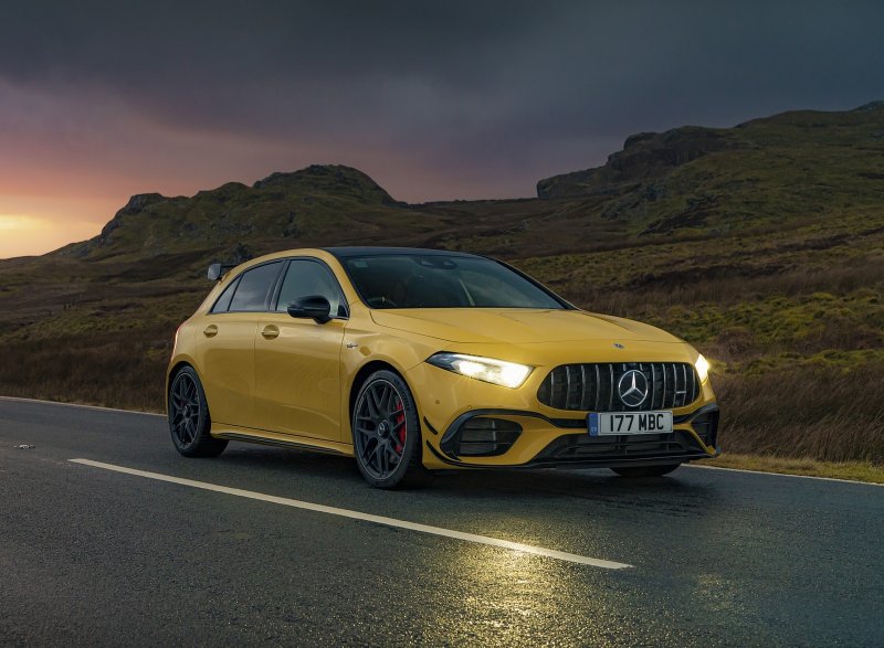 Мерседес а45s AMG
