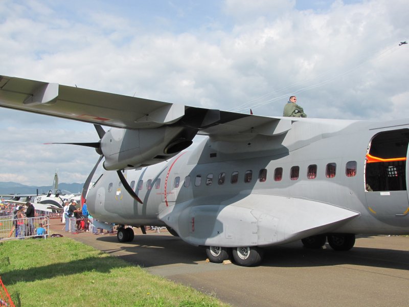 Casa c-295