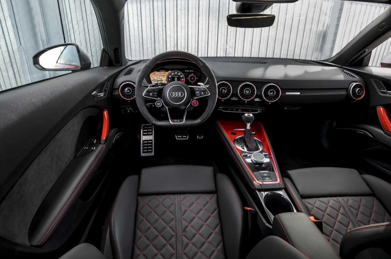 Audi tt2 салон