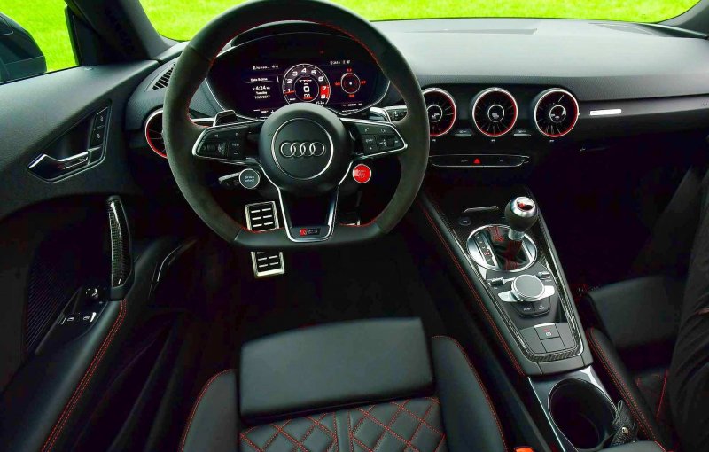 Audi TT 8j салон