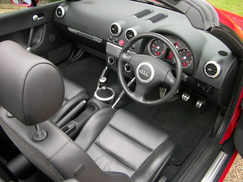 Audi TT 2007 салон