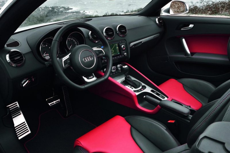 Audi TT 2007 салон