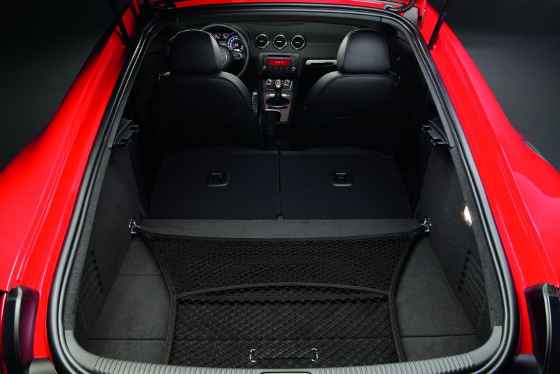 Audi ТТ 2010 салон