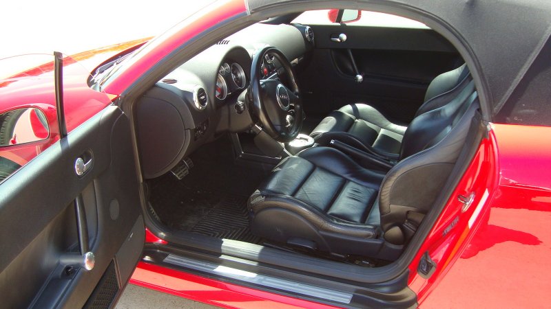 Audi TT 8n салон
