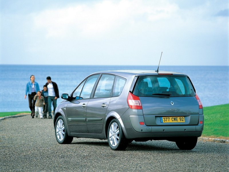 Renault Grand Scenic 2 поколение