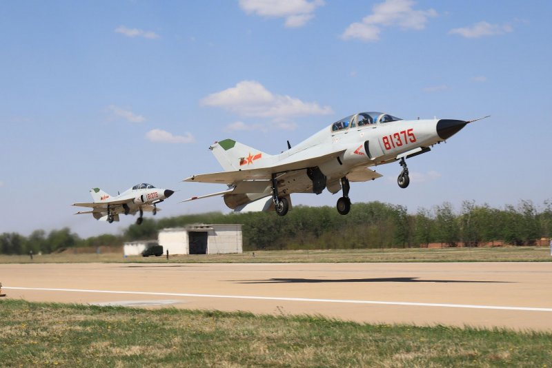Самолет Финист см-92