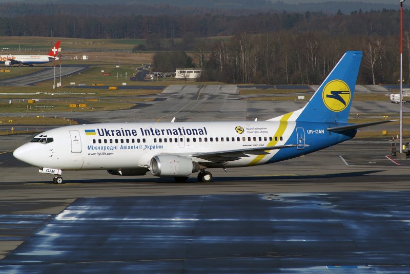 Боинг 737-556