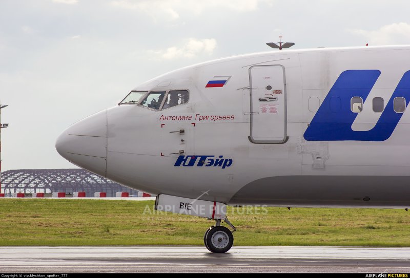Боинг 737 400 ЮТЭЙР