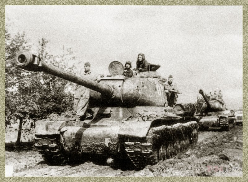 Танк ИС 2 В бою