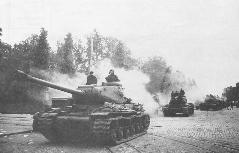 Танки ВОВ ИС-2