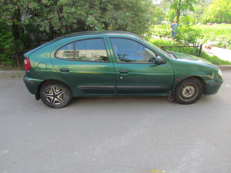 Renault Megane 1999 седан