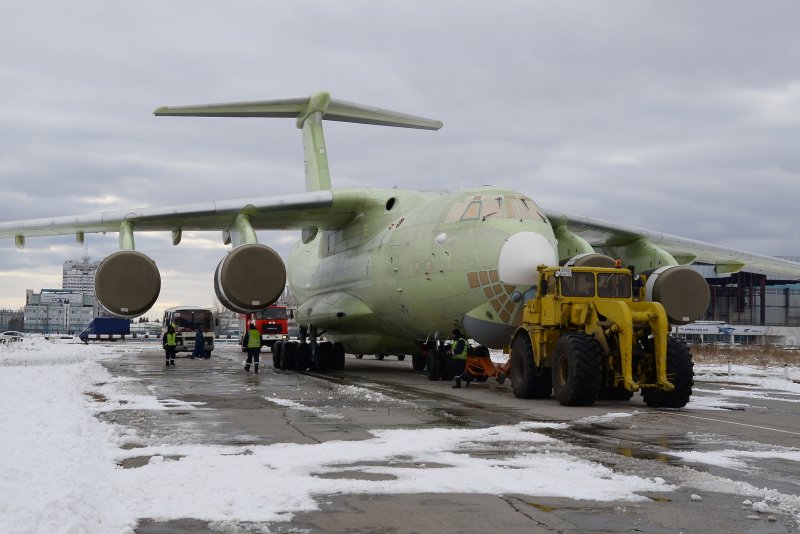 Военно-транспортный самолёт ил-76мд