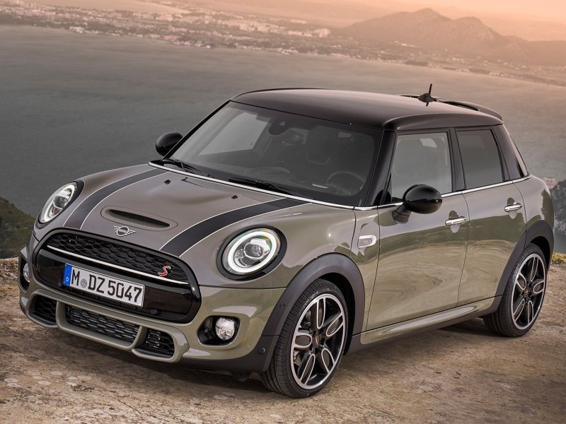 Mini Cooper s 5-Door (2019).