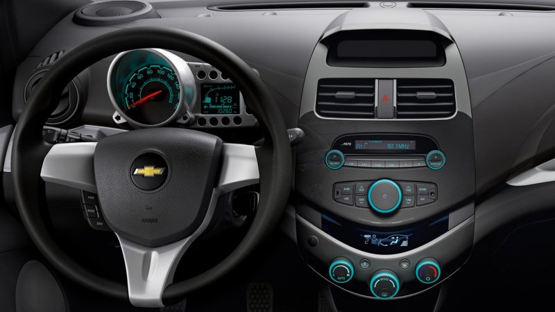 Chevrolet Spark 2 панель