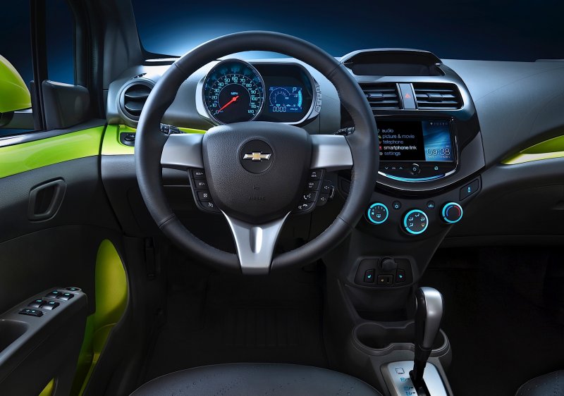 Chevrolet Spark m300 салон