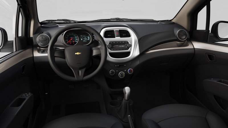 Chevrolet Spark 2018 салон