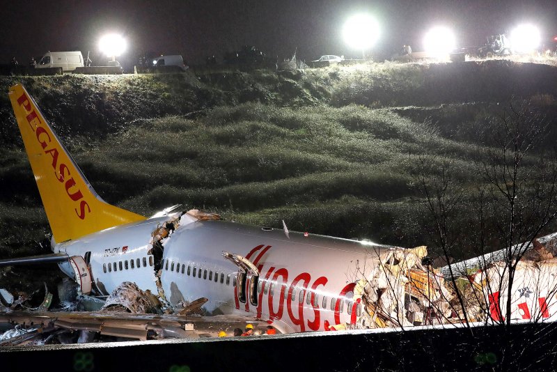 Катастрофа Boeing 737 в Стамбуле