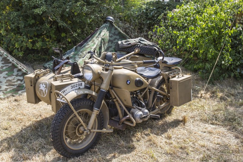 Мотоцикл BMW r75