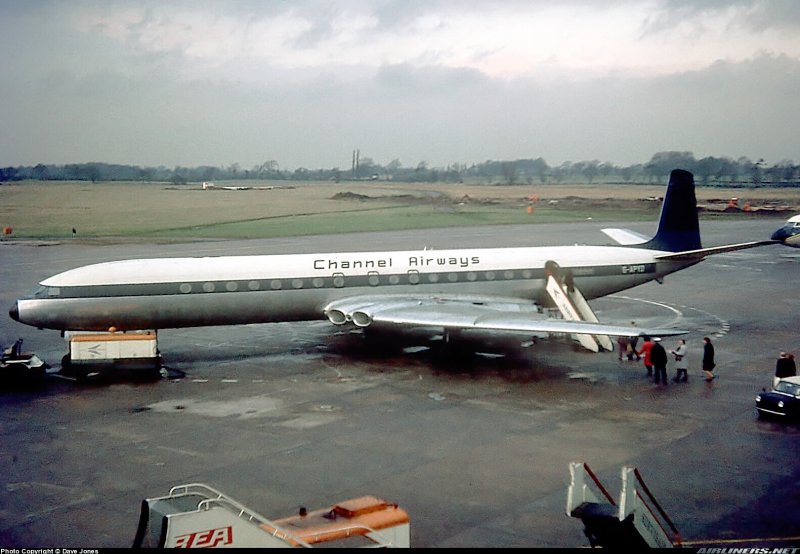 BOAC de Havilland Comet 4