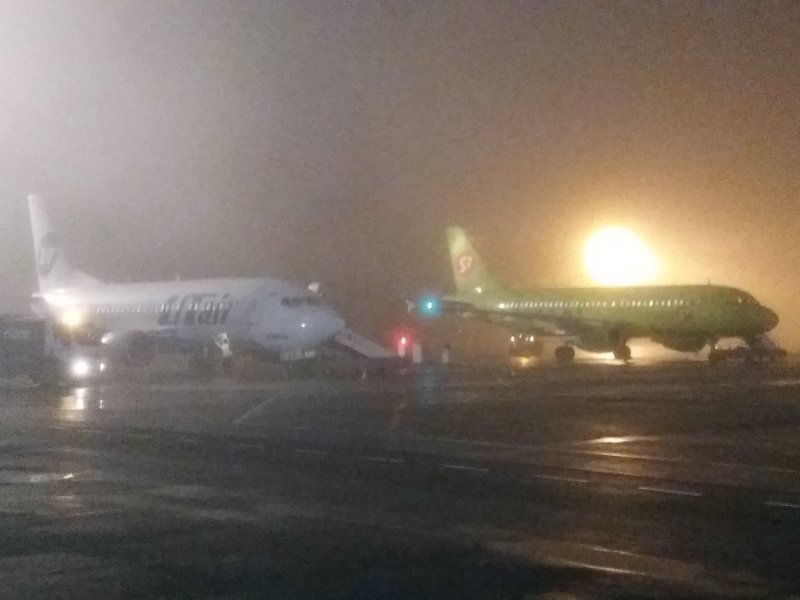 Самолет Мурманск