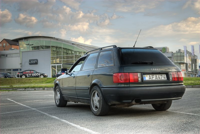 Audi 80 b4 avant универсал