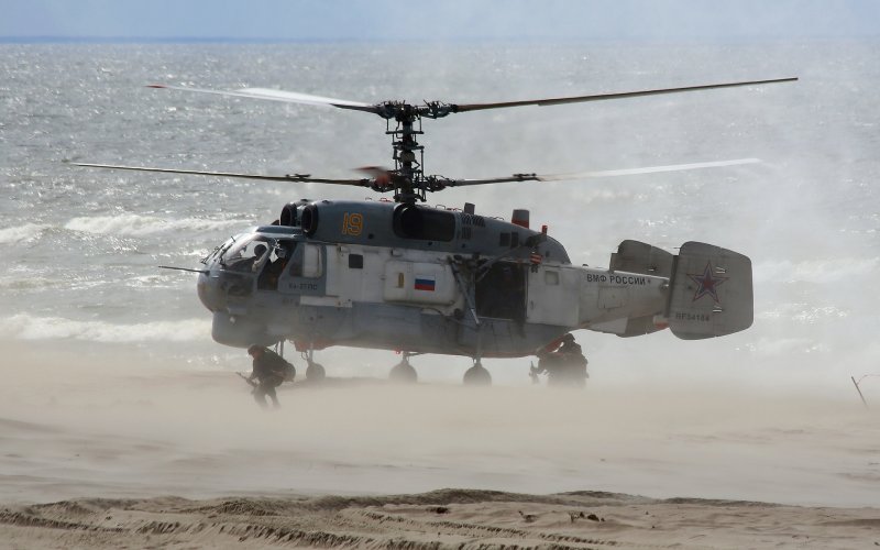 Корабельный многоцелевой вертолёт ка-27