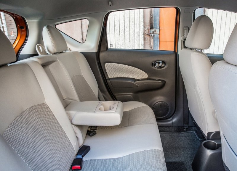 Nissan Note 2017 салон
