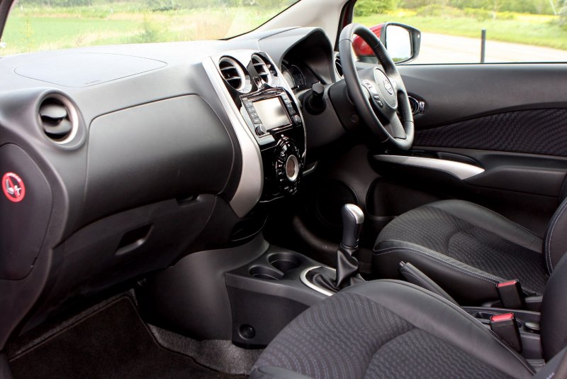 Nissan Note 2017 салон