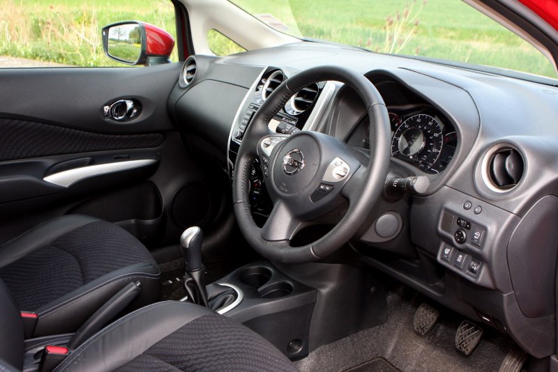 Nissan Note 2017 салон