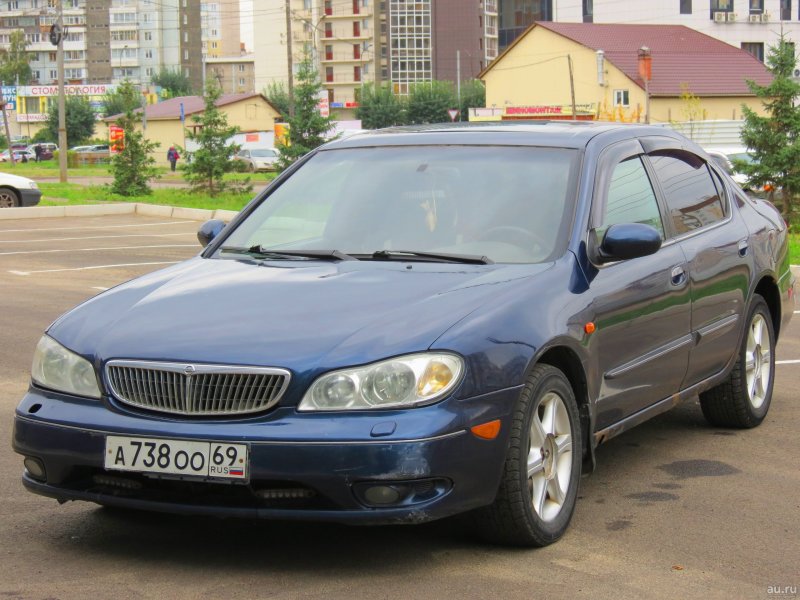 Ниссан Максима 2001 год