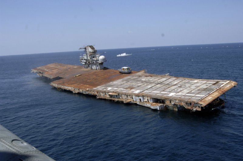 Военно-морская база во влёре